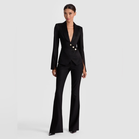 Alice + Olivia The Sculpt Blazer in Black 12 - Picture 10 of 10